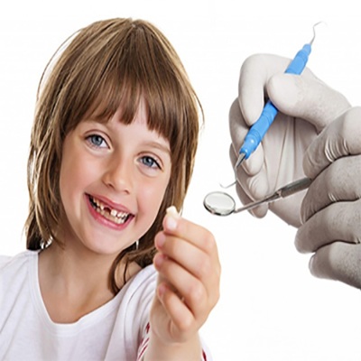 کشیدن دندانهای شیری -درمانگاه دندانپزشکی آپادانا