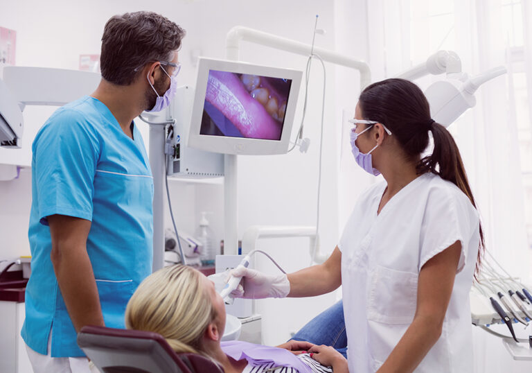 Direct-Observation-With-an-Intraoral-Camera-Img